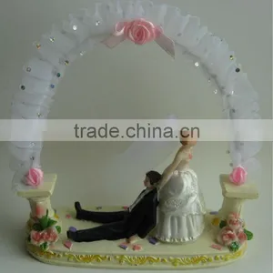 2014 Newest Resin Wedding Figurine thumbnail-2