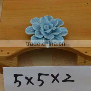 Promotional Gifts Ceramic Flower Statue for Valentine's Day & Wedding thumbnail-1