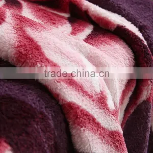 China Supplier Customized Rose Print Summer Blanket thumbnail-5