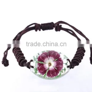 Pretty Real Flower Resin Fashion Bracelet thumbnail-3