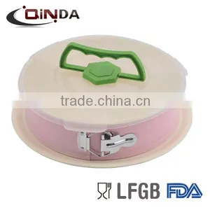 Carbon Steel Spring Form With Silicone Lid thumbnail-2
