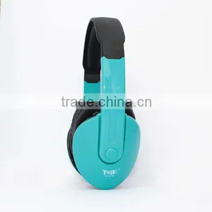 Wireless Headphone With Memory Card Stereo Headphone With Micro-SD Card Slot OEM Service Available Wireless Headset thumbnail-3