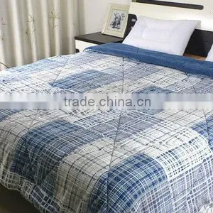 Coral Bedspread thumbnail-1
