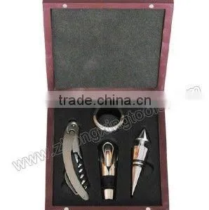 Wine Accessories Gift Set With Wine Opener, Wine Stopper thumbnail-1