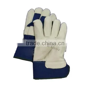 Withstands Moisture Without Stiffening Premium Pigskin Gloves thumbnail-1