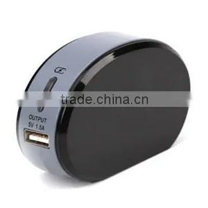 Built in Cable Power Bank With AC US Plug thumbnail-5