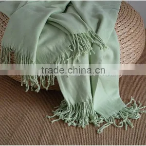 Eco-friendly Bamboo Travel Throw Blanket thumbnail-4
