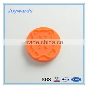 Hot Selling Food Grade Silicone Cookie Stamp With Wooden Handle thumbnail-3