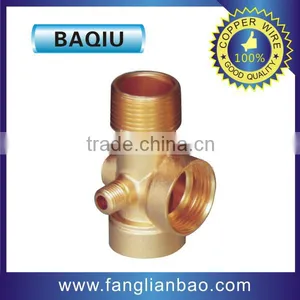 Connect for Water Pump/Five Way Connector (005b-8) thumbnail-1