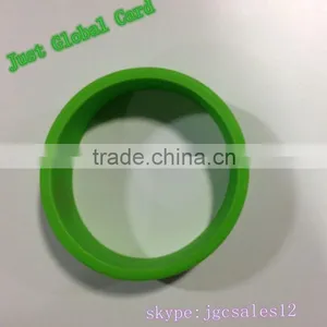 ISO11784 LF 125Khz Uhf Rfid Wristband for Events Quality Choice thumbnail-1
