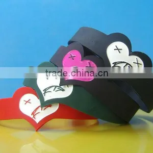 Heart Shape Wristbands, 1/2 Inch Wristbands, Debossed Color Filled Silicone Wristbands thumbnail-1