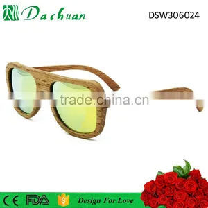 China Professional Design High Quality Cheap Polarized Wooden Sunglasses thumbnail-3
