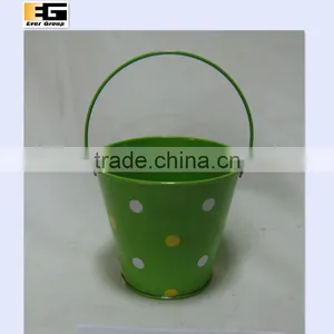 Round Tin Bucket thumbnail-1