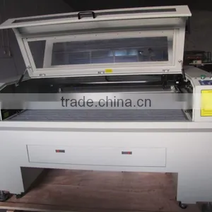 JQ 1610 CCD Locating Camera Fabric Cutting Machine for Clothes thumbnail-1