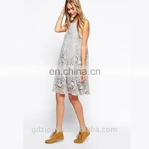 Express Clothing Women Dress With Lace Appliqued thumbnail-2