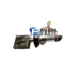 Hand Bag Ultrasonic Spot Welding Machine for Ear Loop Spot Welding thumbnail-4