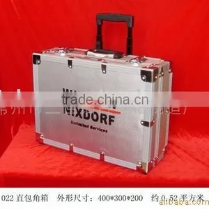 Aluminum Travel Case thumbnail-1