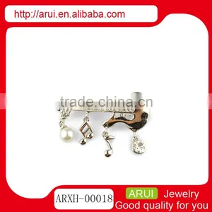 China Manufacturers Music Note Brooch Music Instrument Brooches thumbnail-1