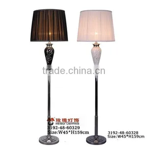 Cremic and Metal Lighting Floor thumbnail-1