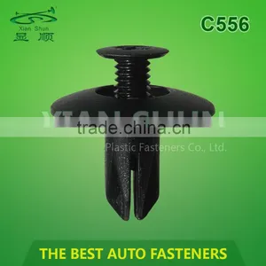 Plastic Automotive Spreader Rivet for Cars thumbnail-1