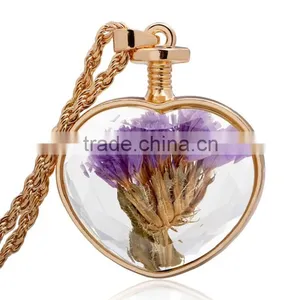Dried Flower Necklace Romantic Crystal Glass Heart Shape Floating Locket Pendant for Women Girls thumbnail-1