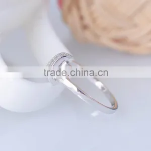 Hot Sale 925 Stering Silver Ring Zircon Design Lock Ring thumbnail-3