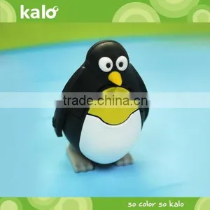 Penguin Shape USB 8gb Flash Drive Design Gifts thumbnail-1
