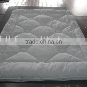 100% Polyester ,Micro Fibre Duvet thumbnail-1