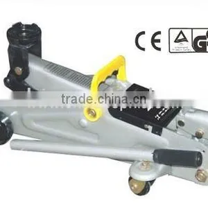 Hydraulic Floor Jack thumbnail-1