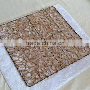 Eco-friendly Rattan Insulation Mat for Table, Heat Protection thumbnail-4