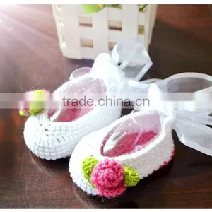 Christmas Toddlers Baby Shoes Winter Crochet Shoes Floral Pattern Knitted Shoes thumbnail-2