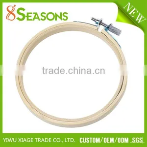 Wholesale Cross Stitch Supplies Sewing Tools Circle Round Natural Bamboo Embroidery Hoops thumbnail-3