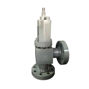 Manufacturer Direct Sales Angle Flange Globe Valve High-quality Globe Valve thumbnail-2
