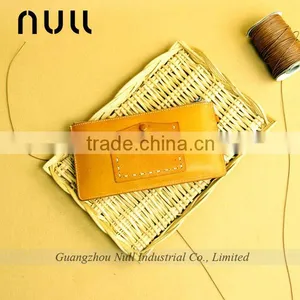 Guangzhou Supplier Brown Color Classic Handmade Phone Case thumbnail-3