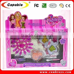 Plistic Beautiful Make-up Set Fashion Girl Toys thumbnail-1