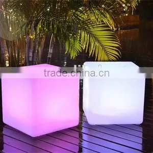 Indoor/outdoor Color Change Plastic Illuminated LED Cube/Fashion Plastic Illuminated LED Cube thumbnail-3