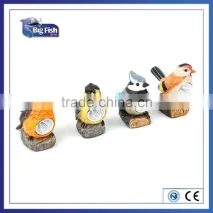 Solar Powered Garden Ornamental Birds Light With LED thumbnail-1