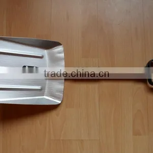 Alumium Snow Shovel thumbnail-1