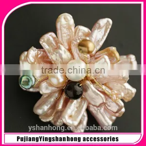 Handmade Multi Layer Organic Natural Freshwater Pearls Flower Brooch Wholesale thumbnail-1