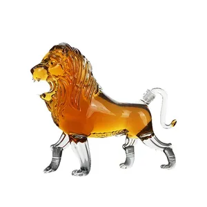 China Huachi Glass Bottle Factory's Hand-blown Animal Lion-shaped Wine Bottles, High-end Glass Wine Bottles for Red Wine. thumbnail-1