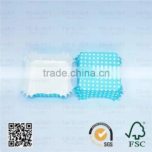 Square Film Cake Cups thumbnail-5