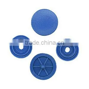 Male and Female Plastic Buttons thumbnail-1
