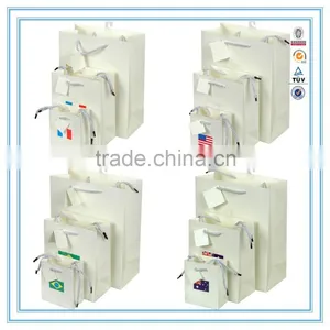 China Custom White Luxury Paper Bag & Brand Paper Bag Printing Logo With Handles thumbnail-6