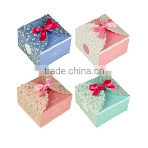 Fresh Flower Printed Cake Box thumbnail-1