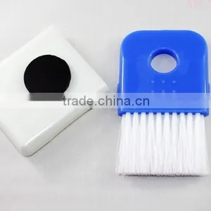Plastic Mini Microwave Magnetic Brush thumbnail-4
