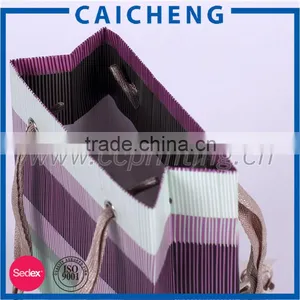 Cosmetic Paper Bag/clothe Packaging Paper Bag/gift Paper Bag thumbnail-5
