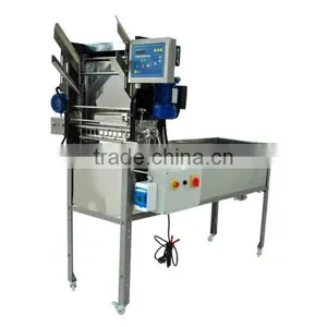 Automatic Uncapping Machine thumbnail-1