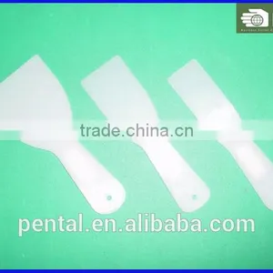 PK-005 White Plastic Putty Knife thumbnail-1