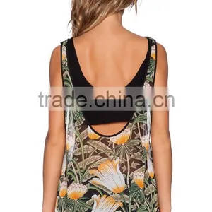 Contrast Crop Top Lining Tank Tops With Built in Bra thumbnail-3