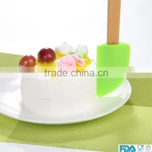 2015 Neweast Silicone Spatula Silicone Cake & Butter Knife With Wooden Handle thumbnail-2